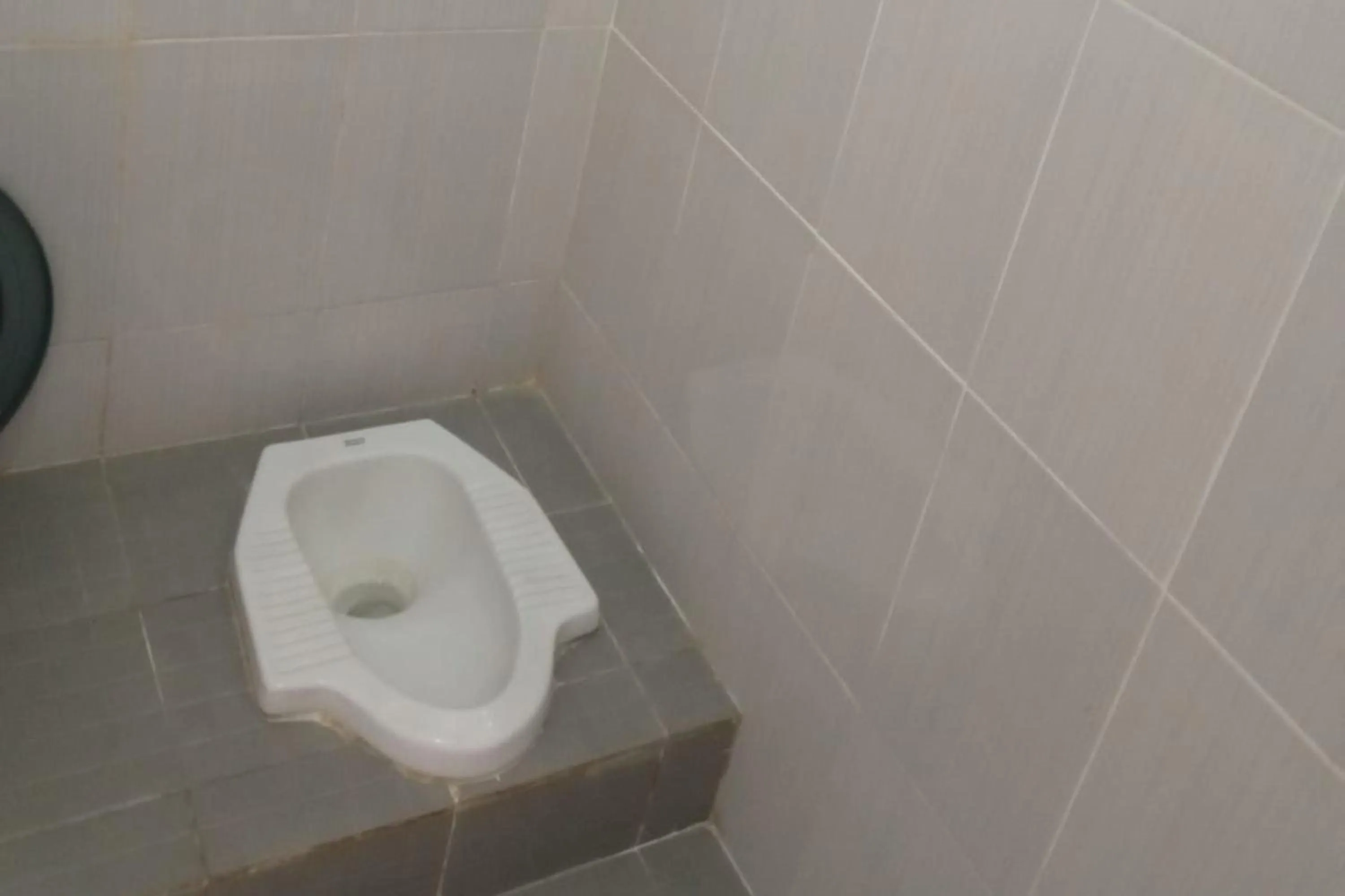 Bathroom in Hotel O Handisa Homestay SyariahNearKedai Kopi Atien