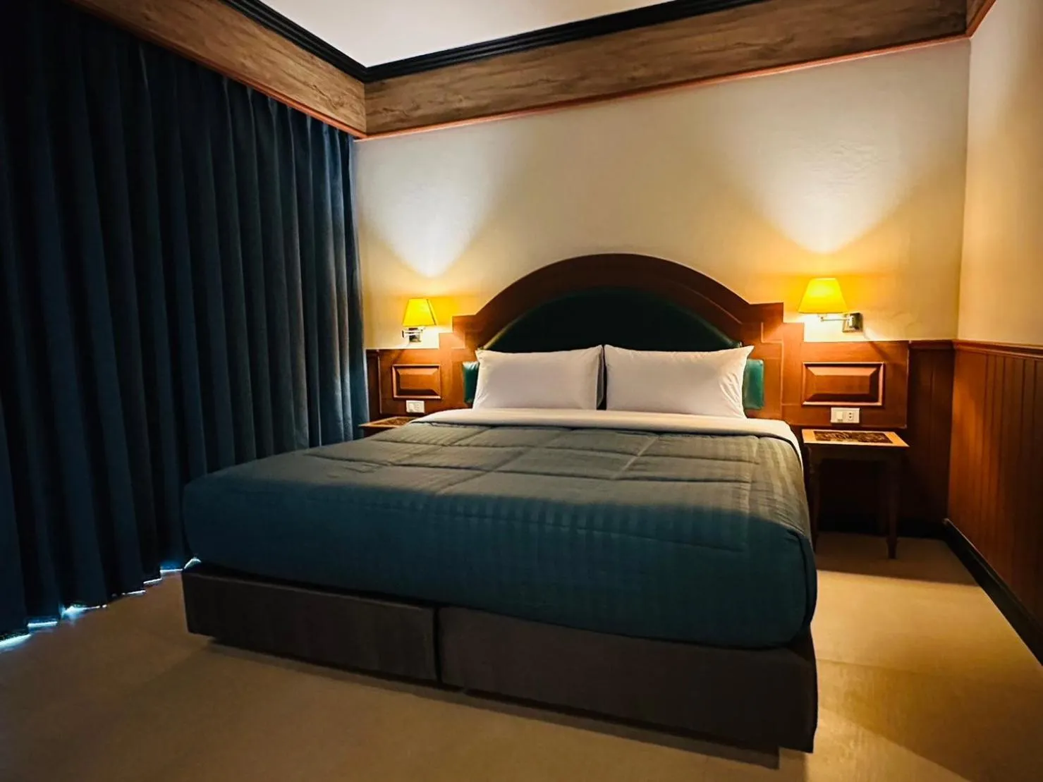 Bedroom, Bed in Sawasdee Apartment Patong