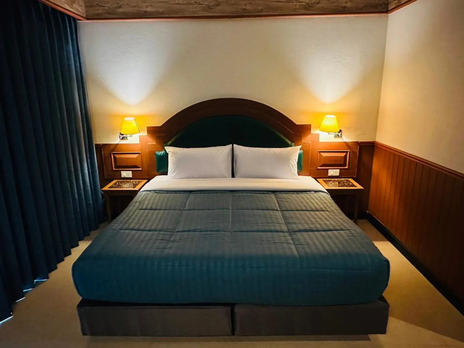 Photo of the whole room, Bed in Sawasdee Apartment Patong