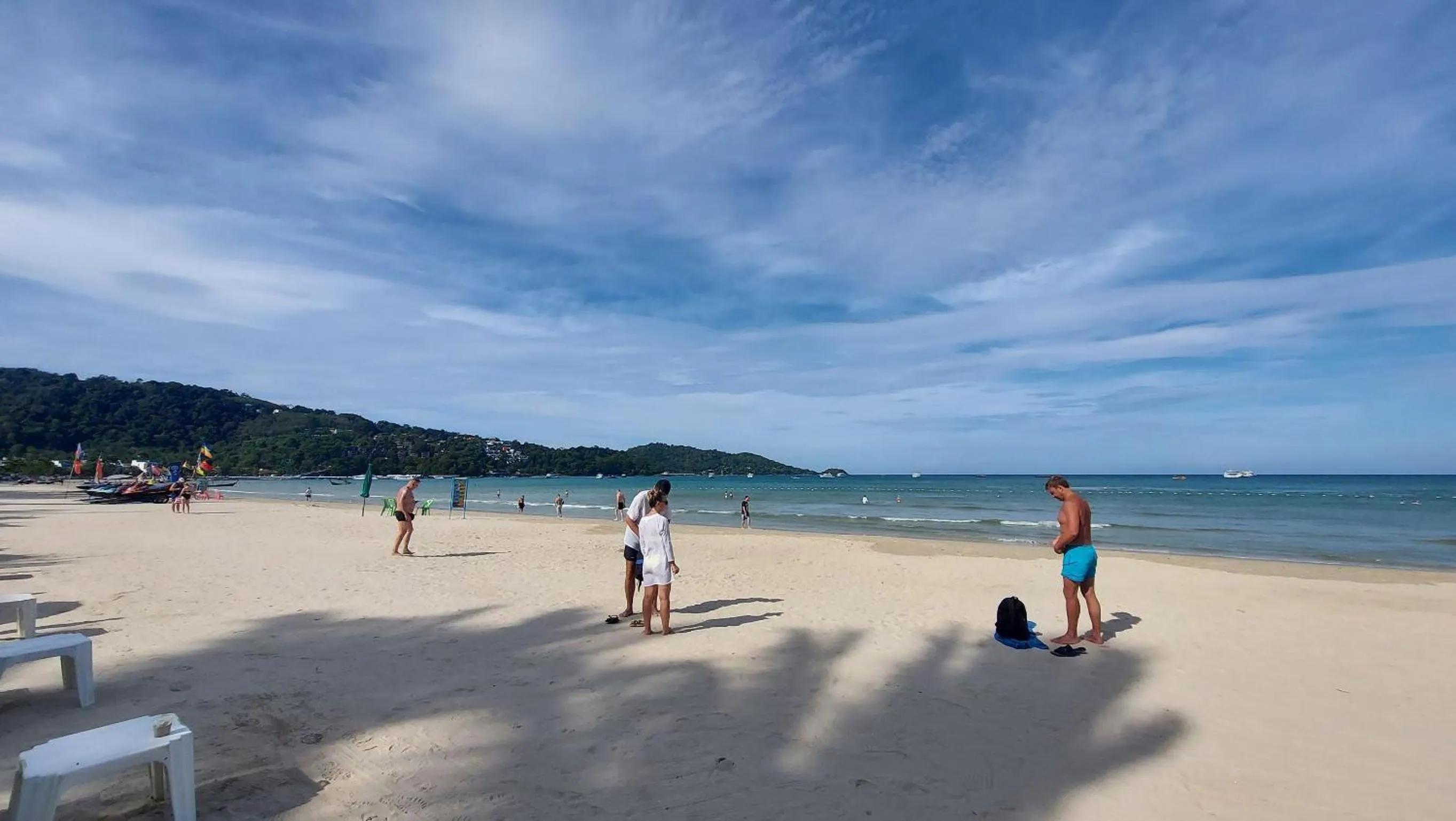 Beach in Sawasdee Apartment Patong