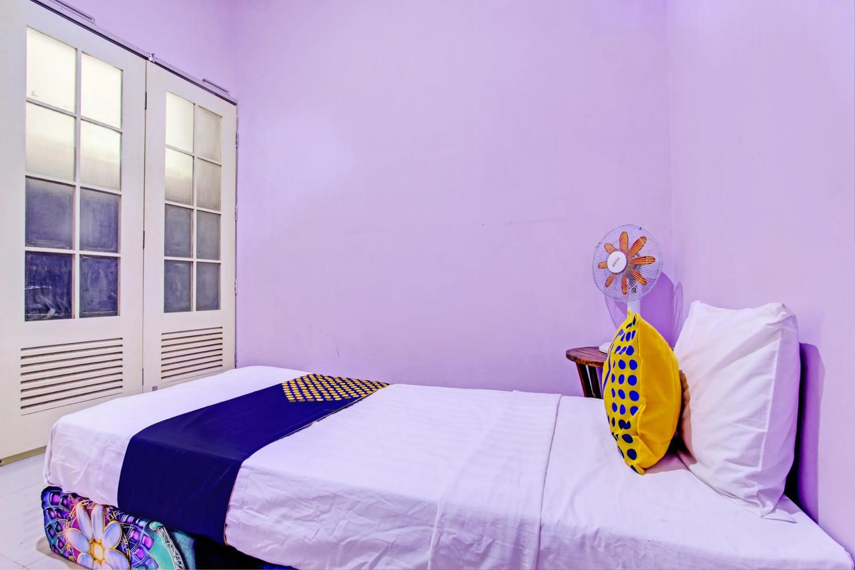 Bedroom, Bed in Hotel O Sengon Kostel Syariah