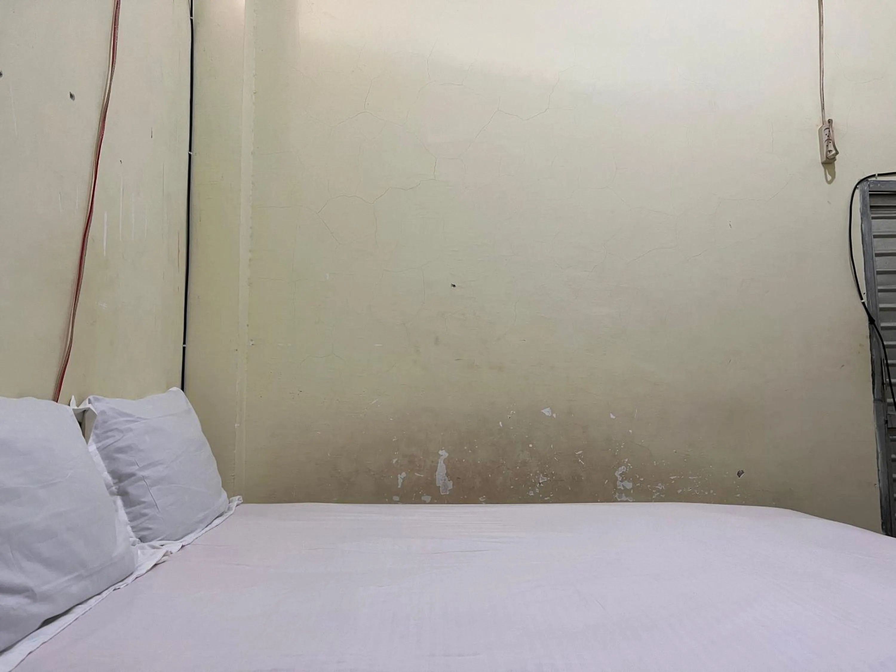 Bedroom, Bed in Hotel O Mely Homestay