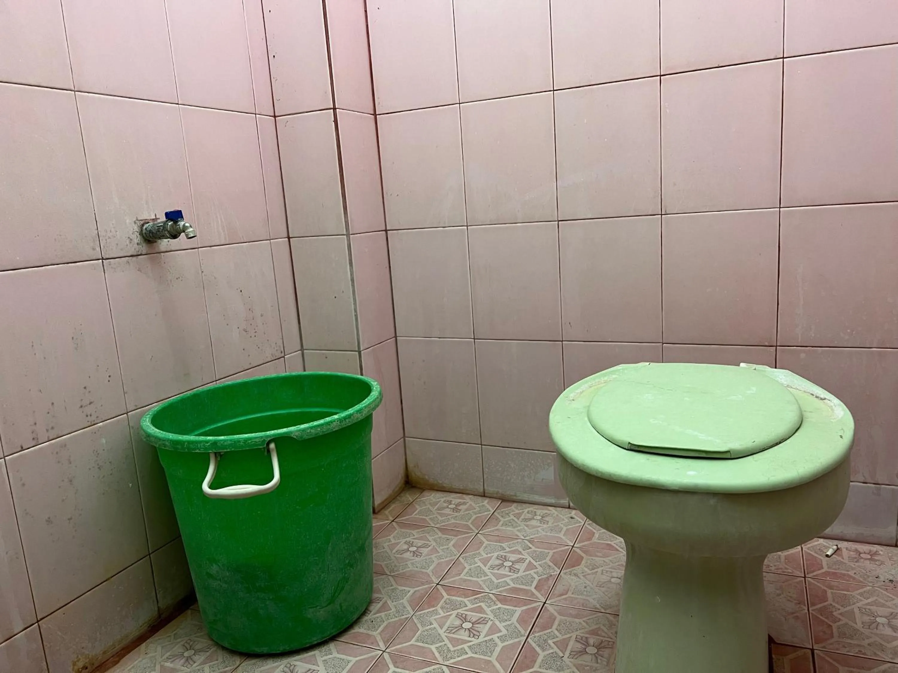 Bathroom in Hotel O Mely Homestay