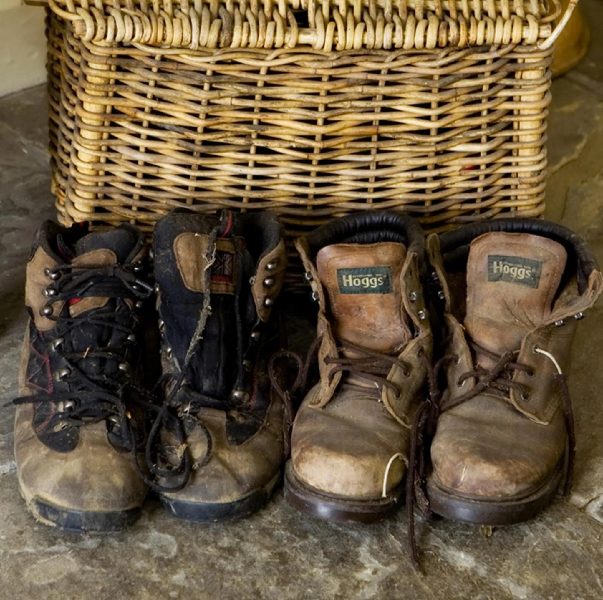 Communal lounge/ TV room in Worsley Arms Hotel