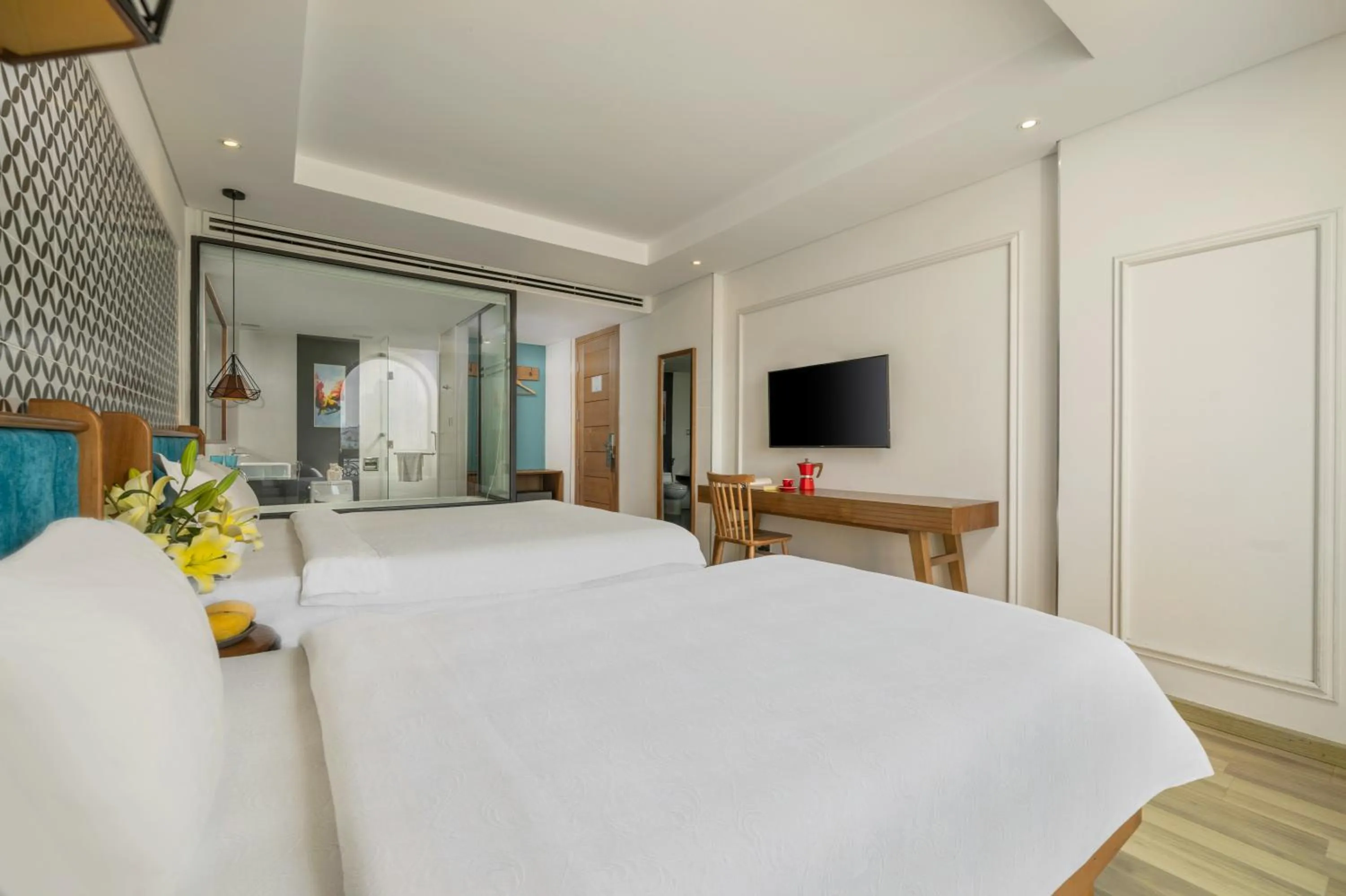 Bed in Brilliant Majestic Hotel