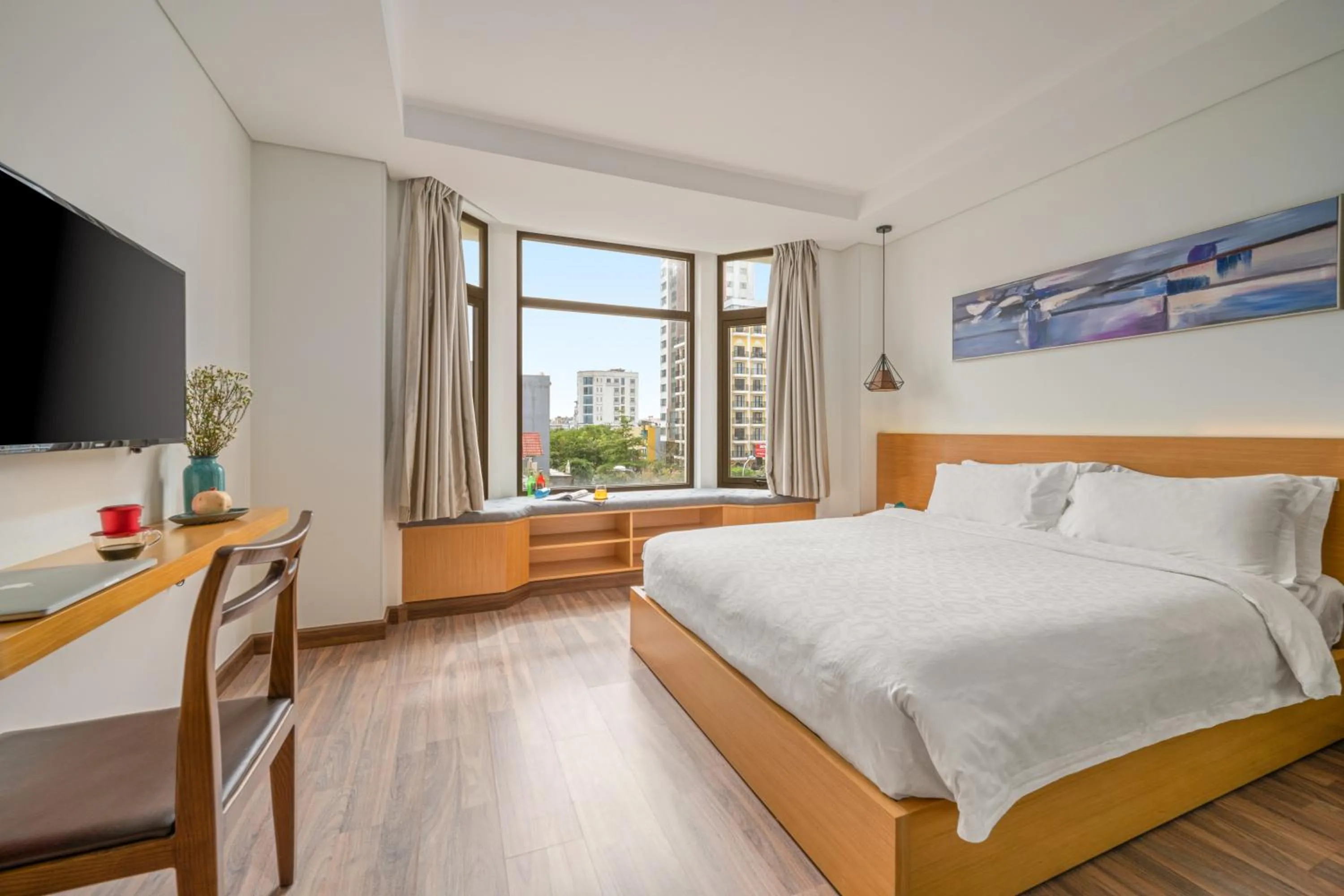 View (from property/room), Bed in Brilliant Majestic Hotel