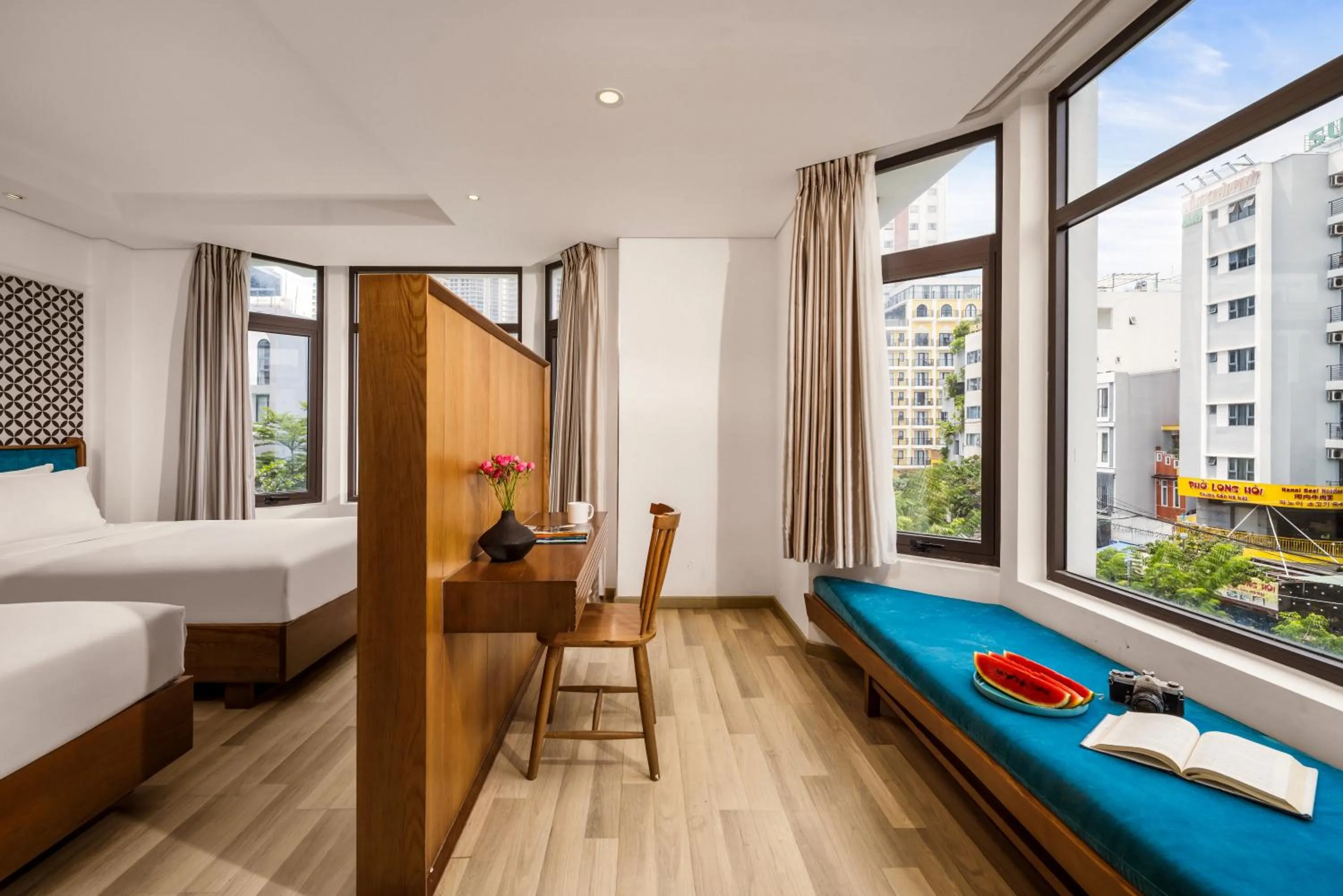 Bed in Brilliant Majestic Hotel