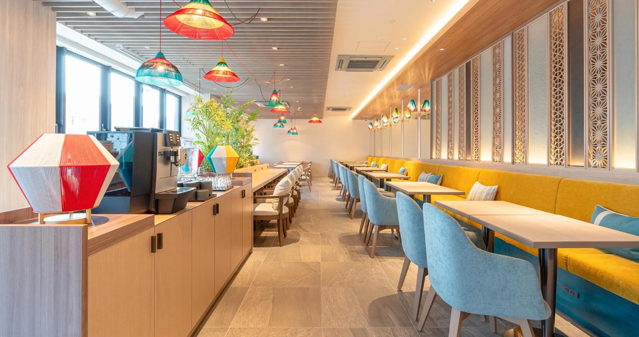 Restaurant/places to eat in Grids Premium Hotel Kumamoto