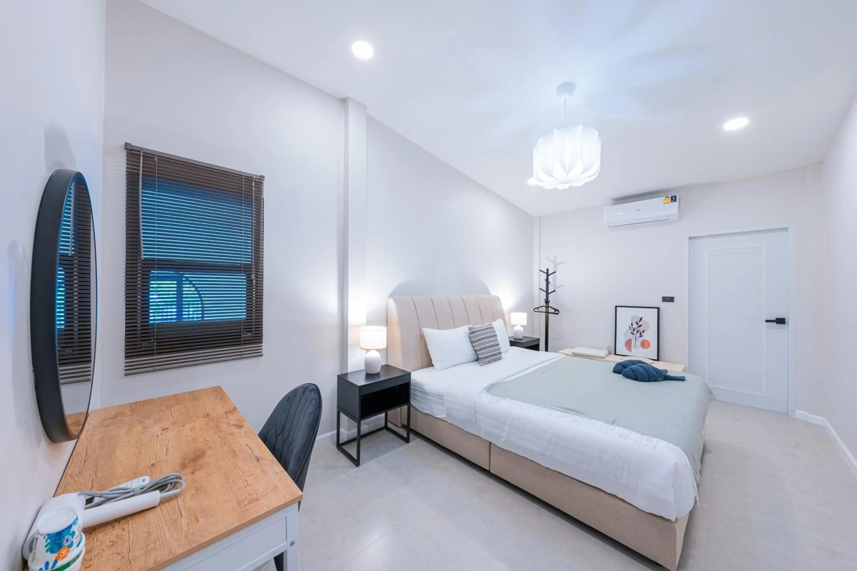 Bedroom, Bed in The 38 Pool Villas Pattaya