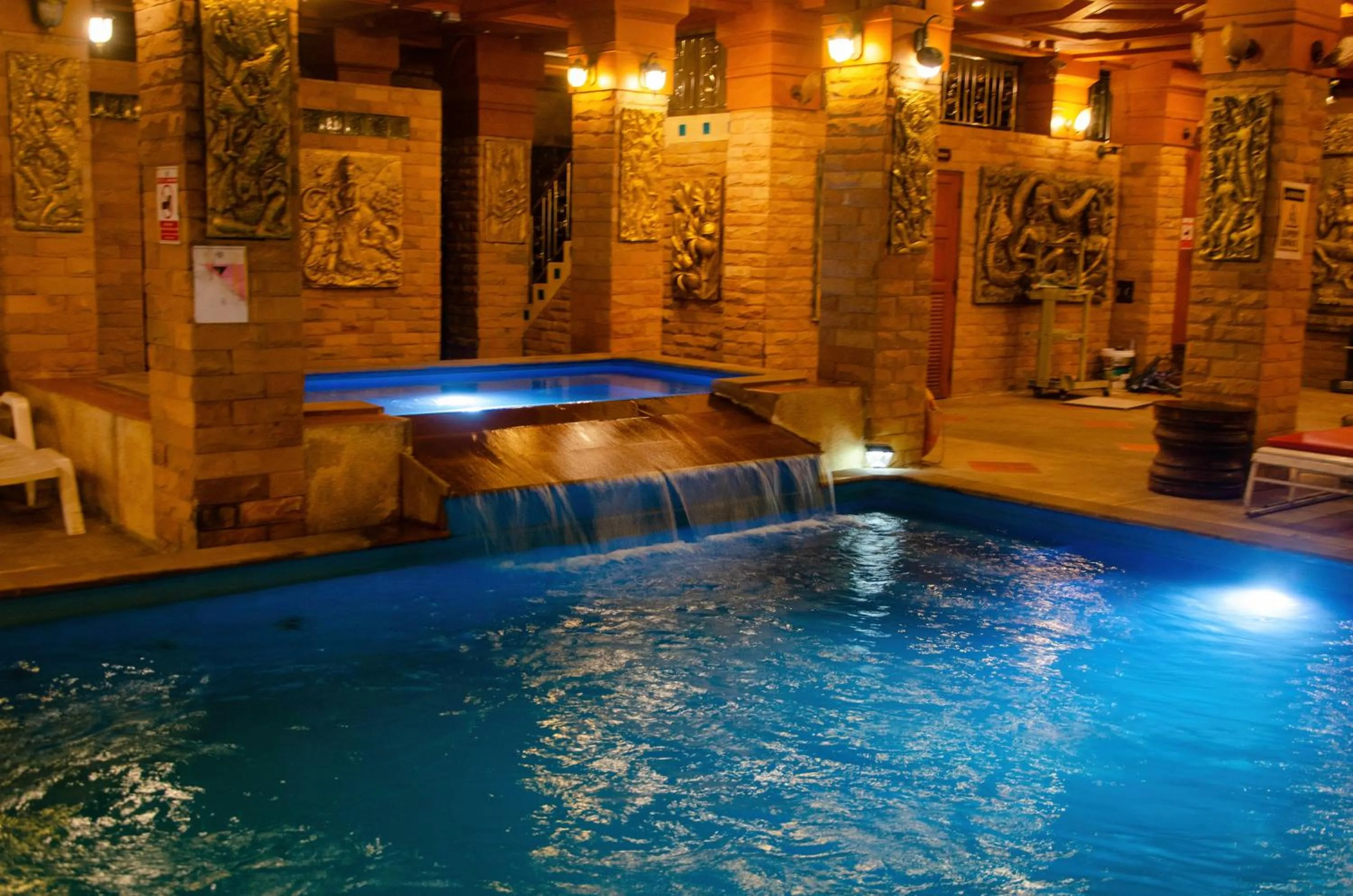 Swimming pool in Diva Patong Hotel