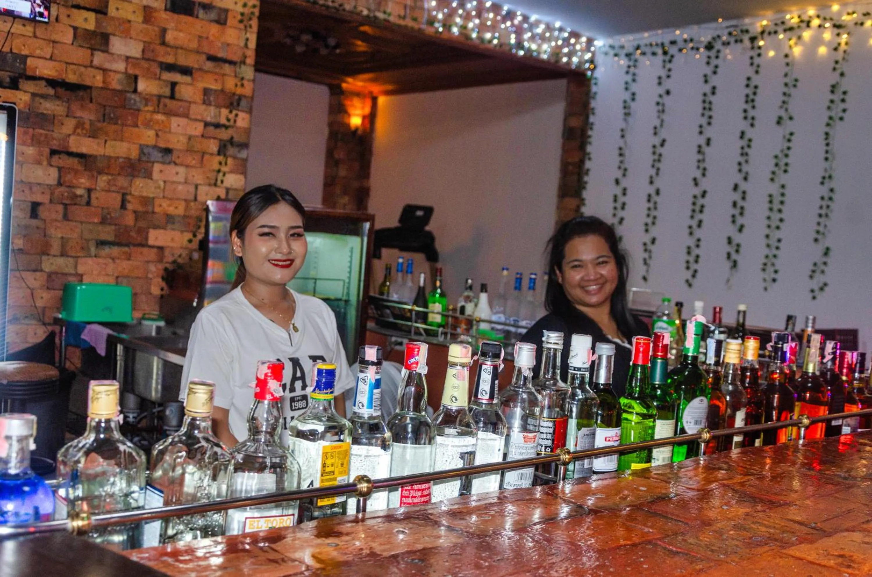 Lounge or bar in Diva Patong Hotel