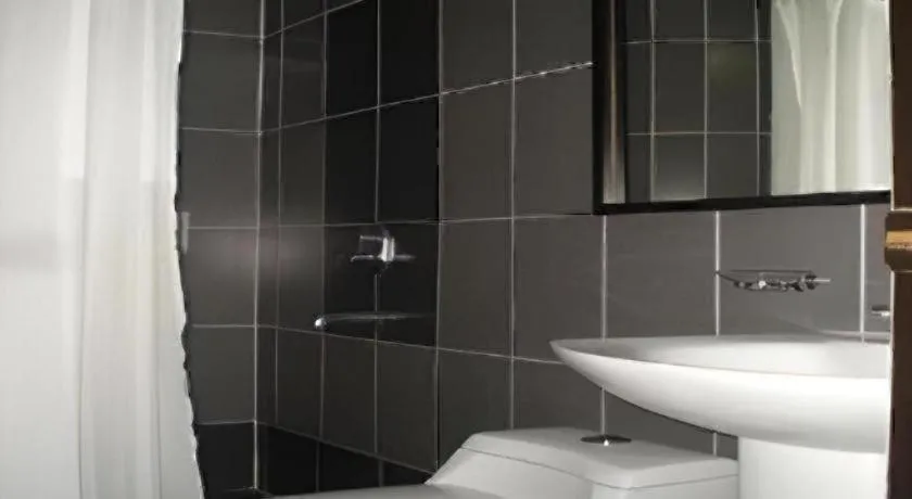 Richmond Plaza Hotel