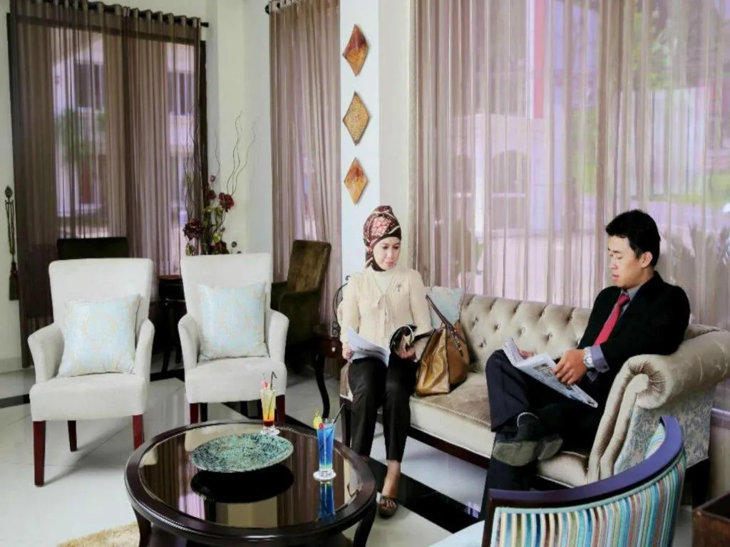 Rizen Premiere Hotel