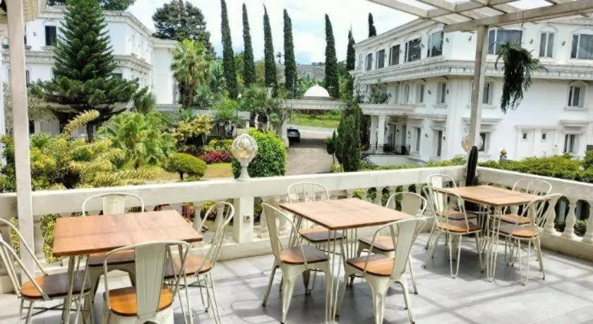 Rizen Premiere Hotel