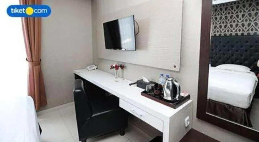 Rizen Premiere Hotel