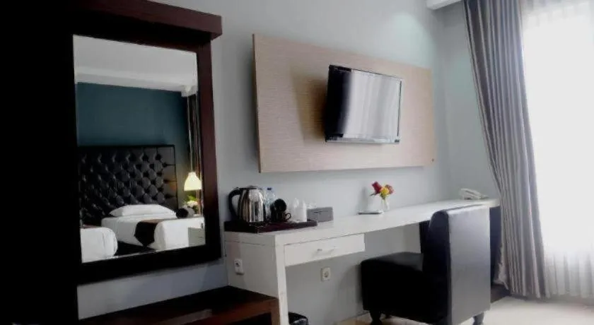 Rizen Premiere Hotel