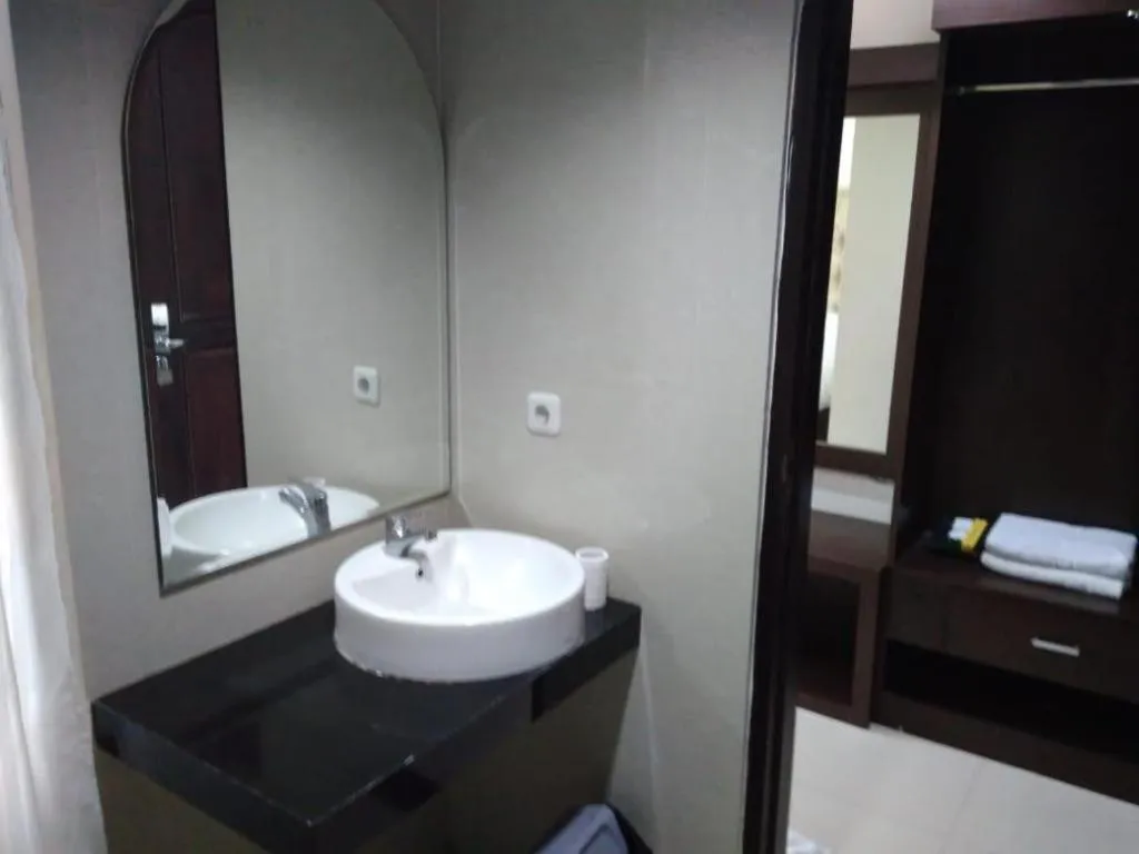 Rizen Premiere Hotel