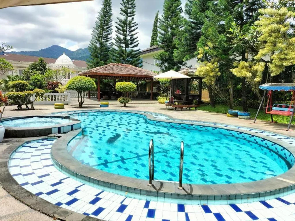 Rizen Premiere Hotel