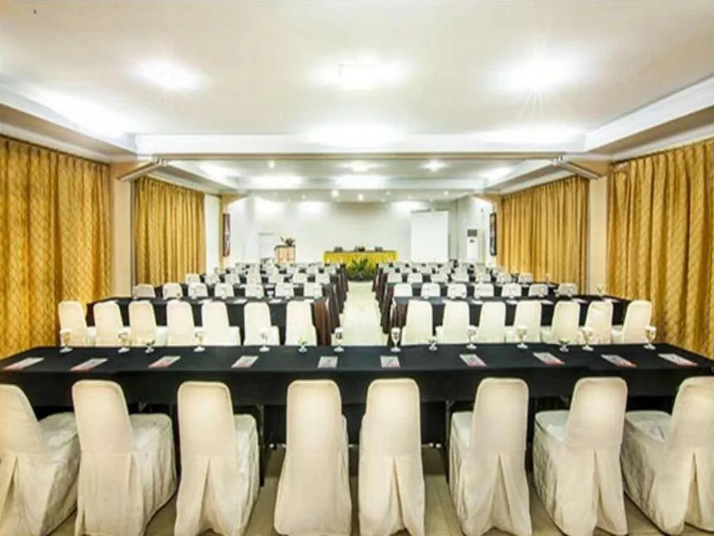 Rizen Premiere Hotel