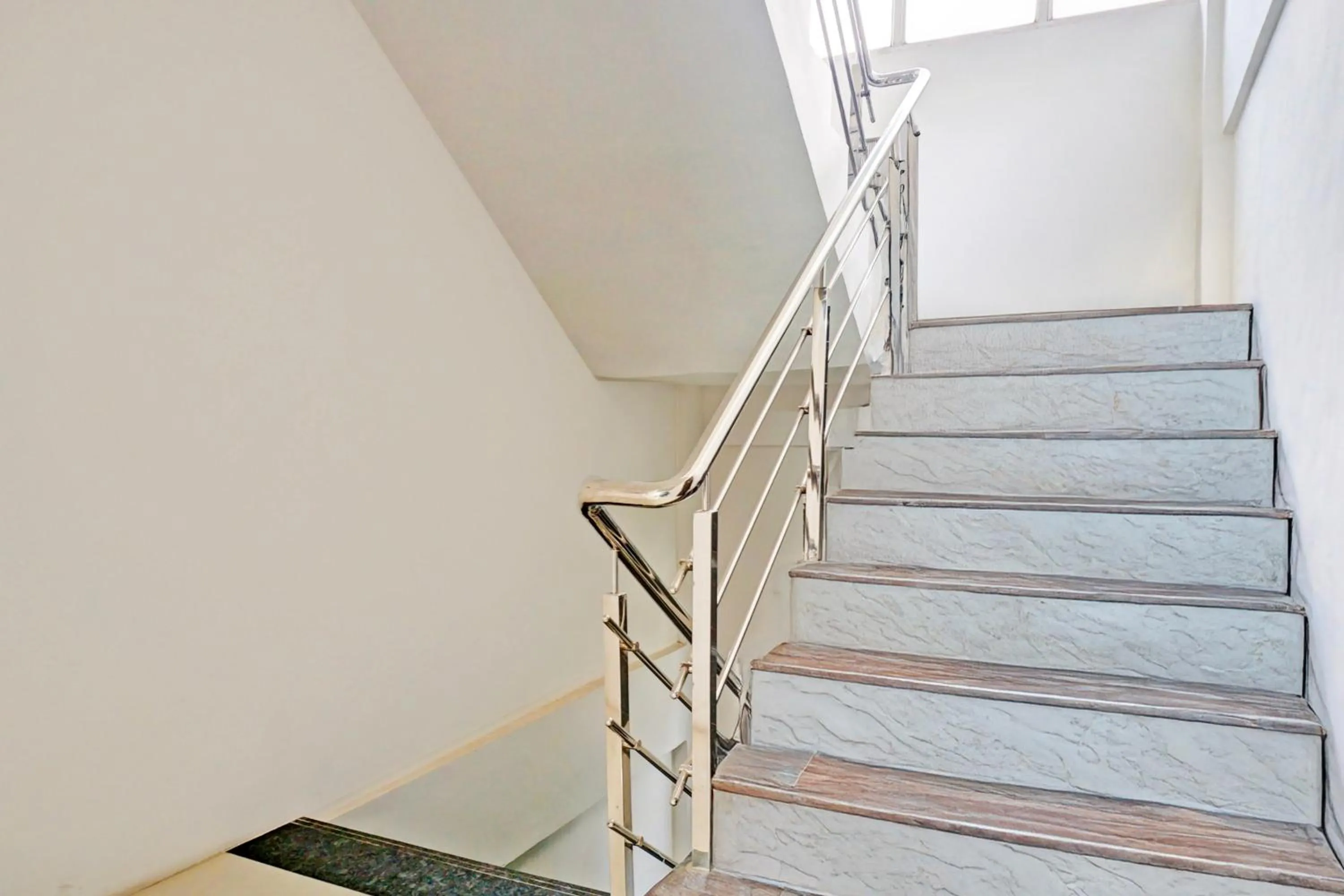 Lobby or reception in Super Collection O Baner formerly Seven Hills