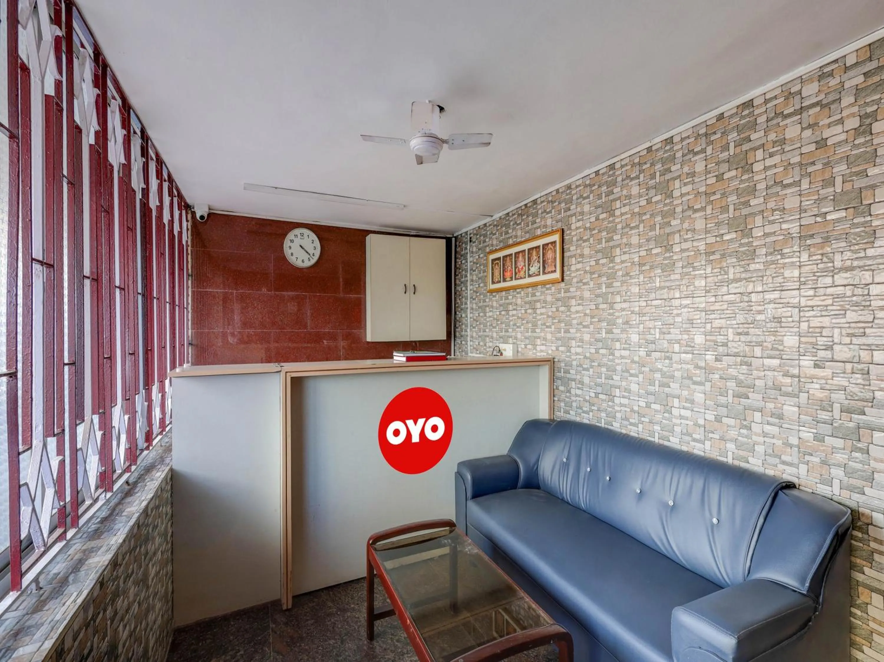 Lobby or reception in Super Hotel O Vsv Guest House Maduravoyal