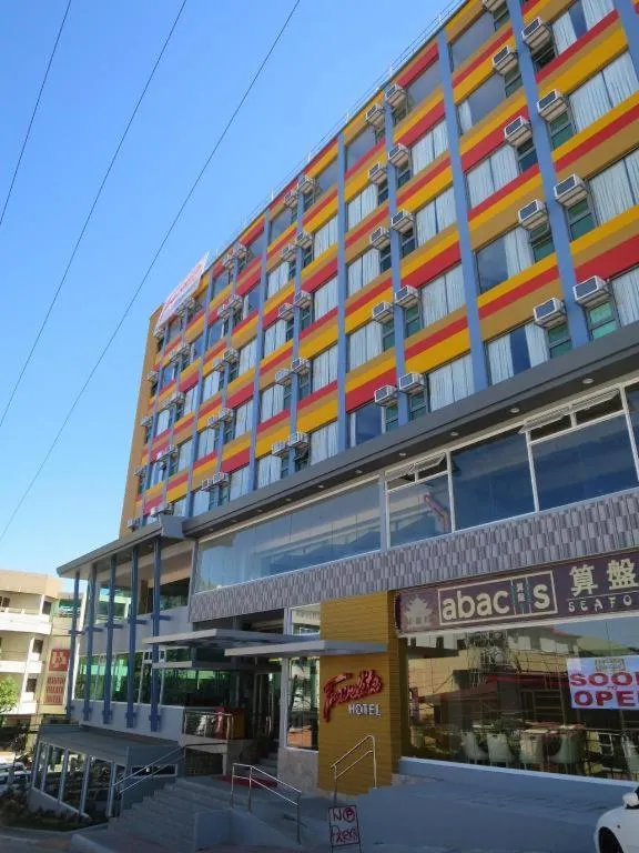 Travelite Hotel Legarda