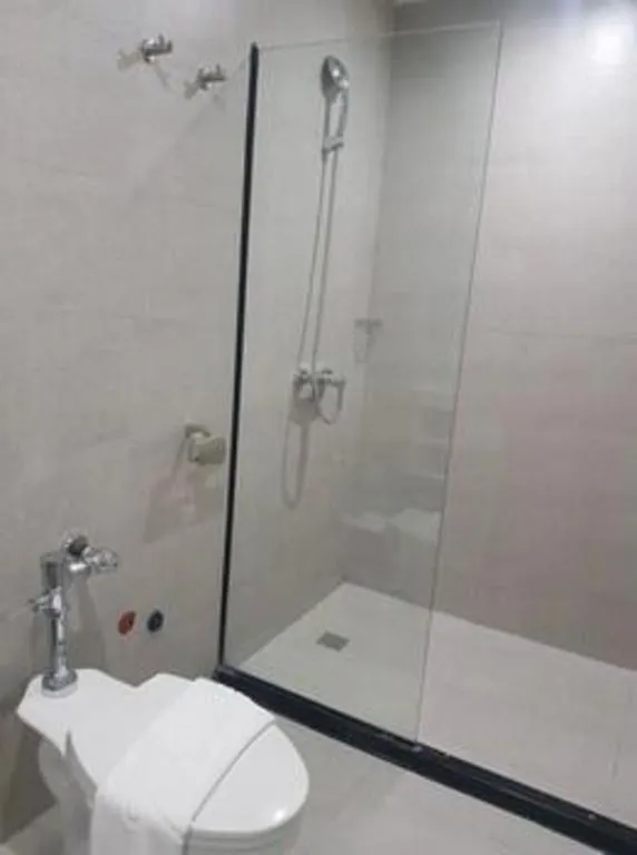 Travelite Hotel Legarda