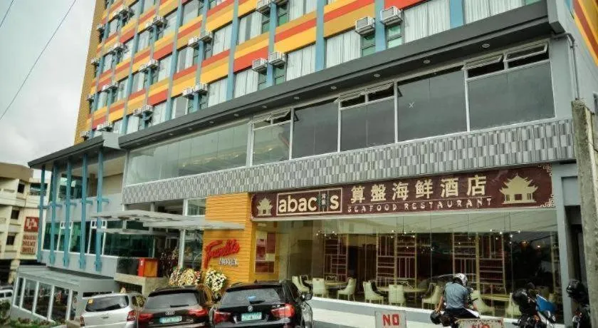 Travelite Hotel Legarda