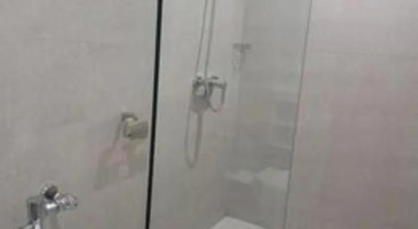 Travelite Hotel Legarda