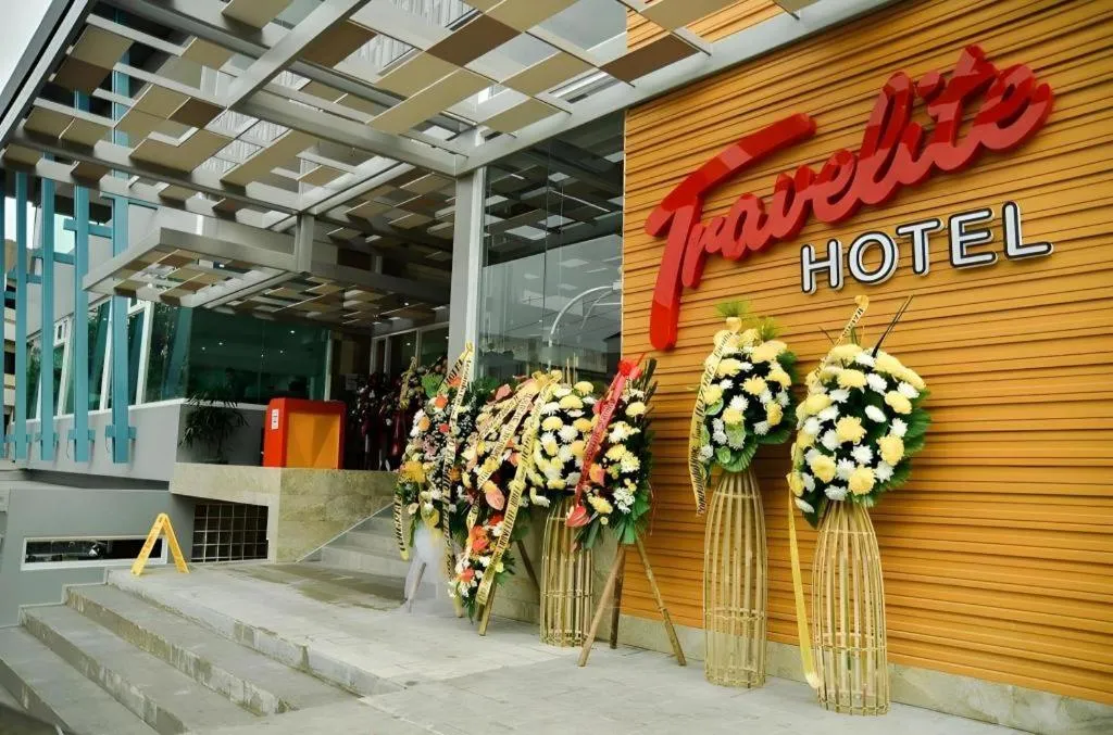 Travelite Hotel Legarda