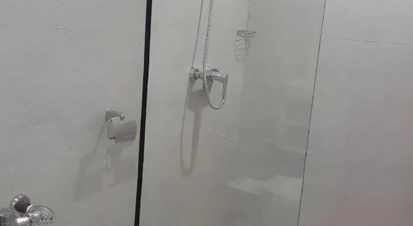 Travelite Hotel Legarda