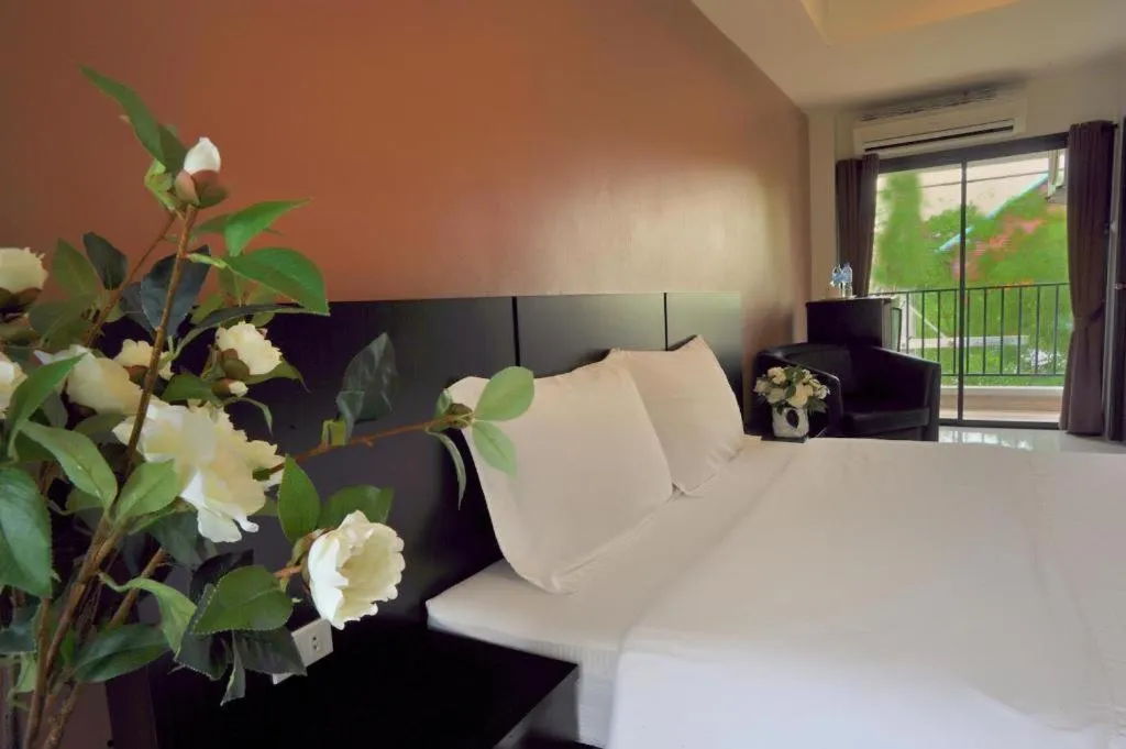 Gasser Park & Residence