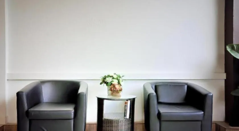 Gasser Park & Residence