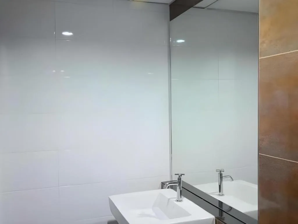 Gasser Park & Residence