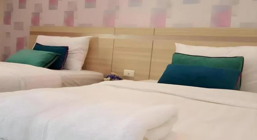 Bed in Klang Muang @ Nongkhai Hotel