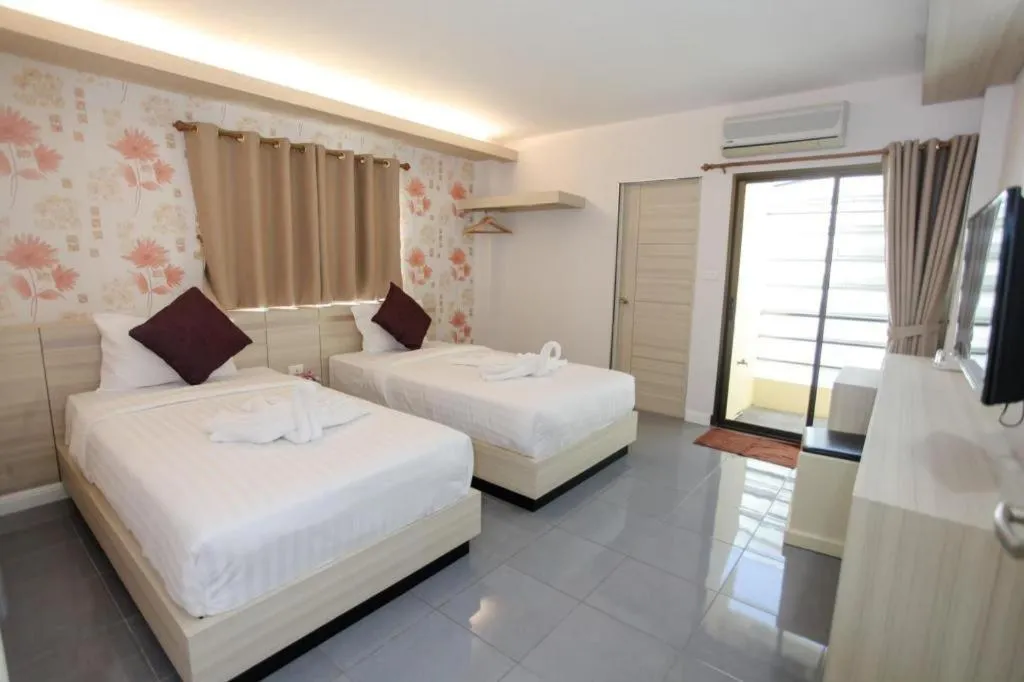 Bed in Klang Muang @ Nongkhai Hotel