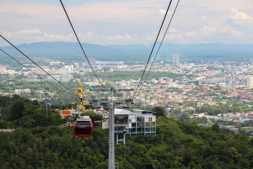 B2 Hat Yai Rat Uthit Boutique & Budget Hotel