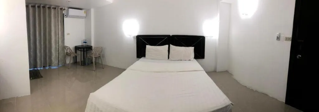 Bed in S.C. Heritage Hotel