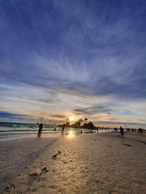 La Bella Casa Boracay Hotel