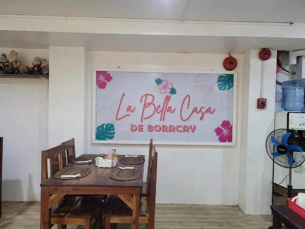 La Bella Casa Boracay Hotel