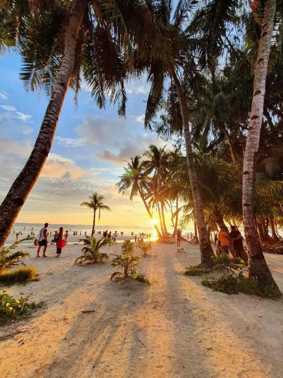 La Bella Casa Boracay Hotel