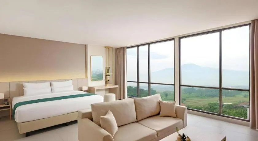 Bed in Elsotel Purwokerto By Daphna Management