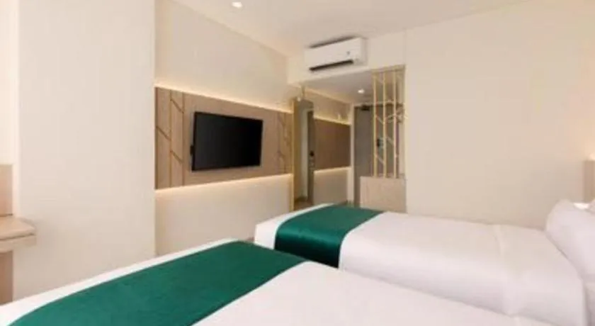 Bed in Elsotel Purwokerto By Daphna Management