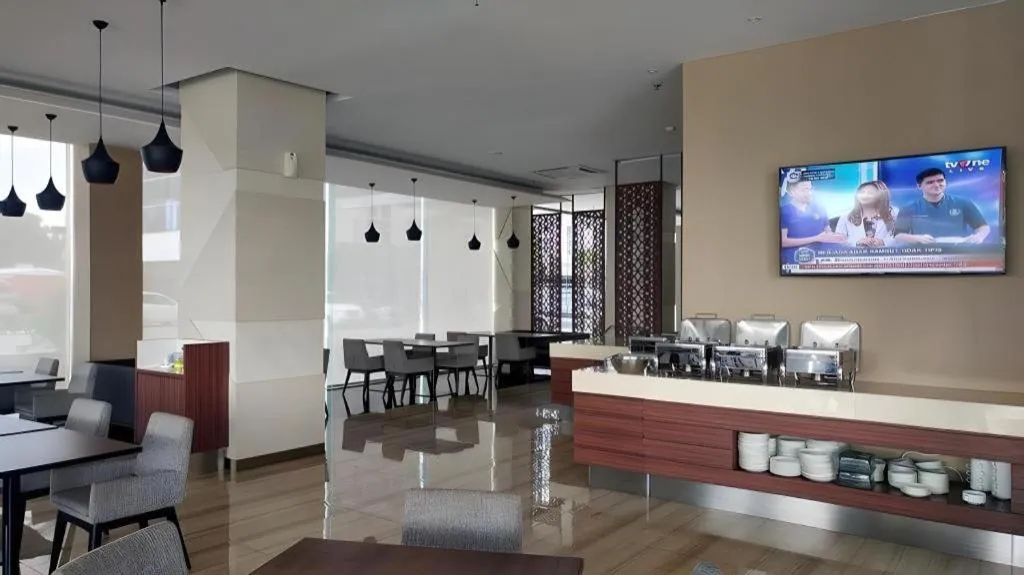 Wing Hotel Kualanamu Airport