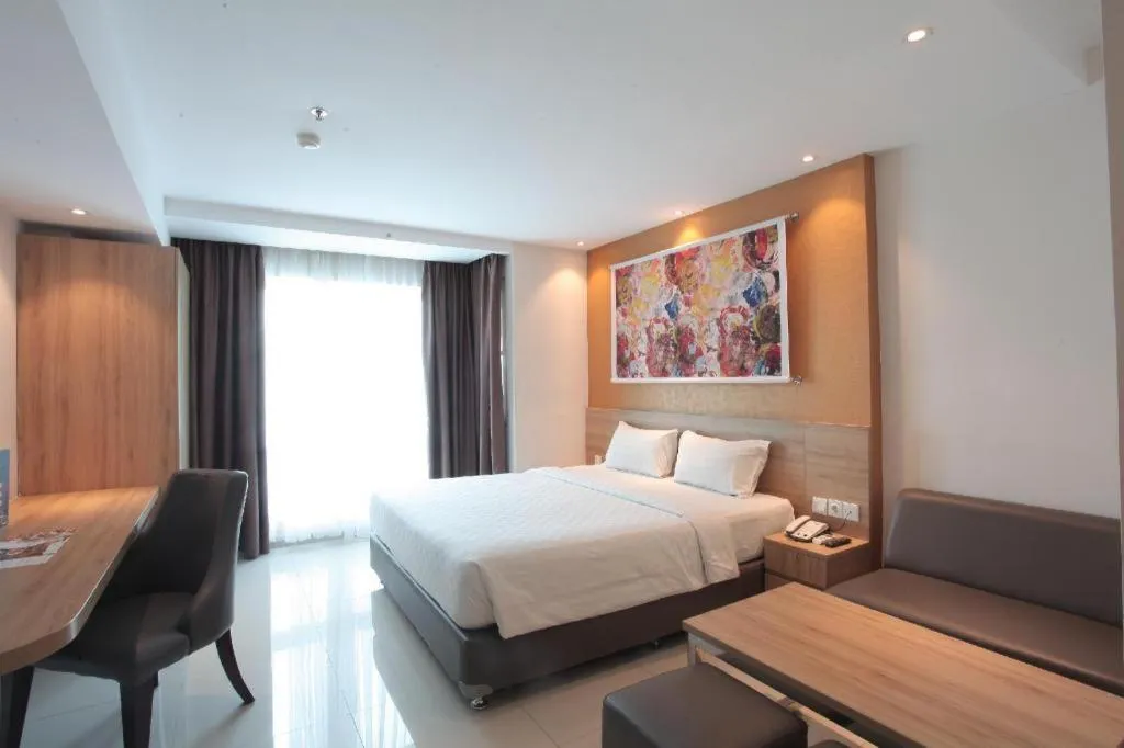 Bed in Wing Hotel Kualanamu Airport