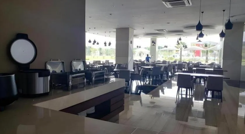 Wing Hotel Kualanamu Airport