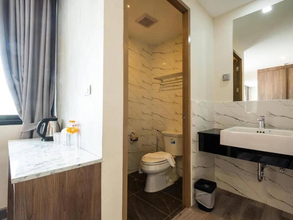 B2 Korat Premier Hotel