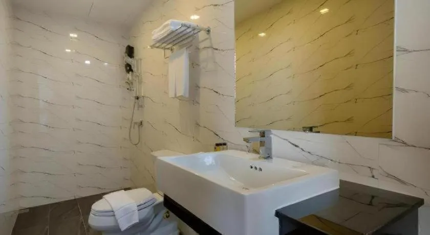 B2 Korat Premier Hotel