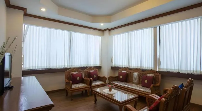 B2 Chang Phueak Gate Premier Hotel