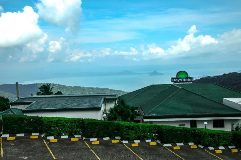 Days Hotel by Wyndham Tagaytay